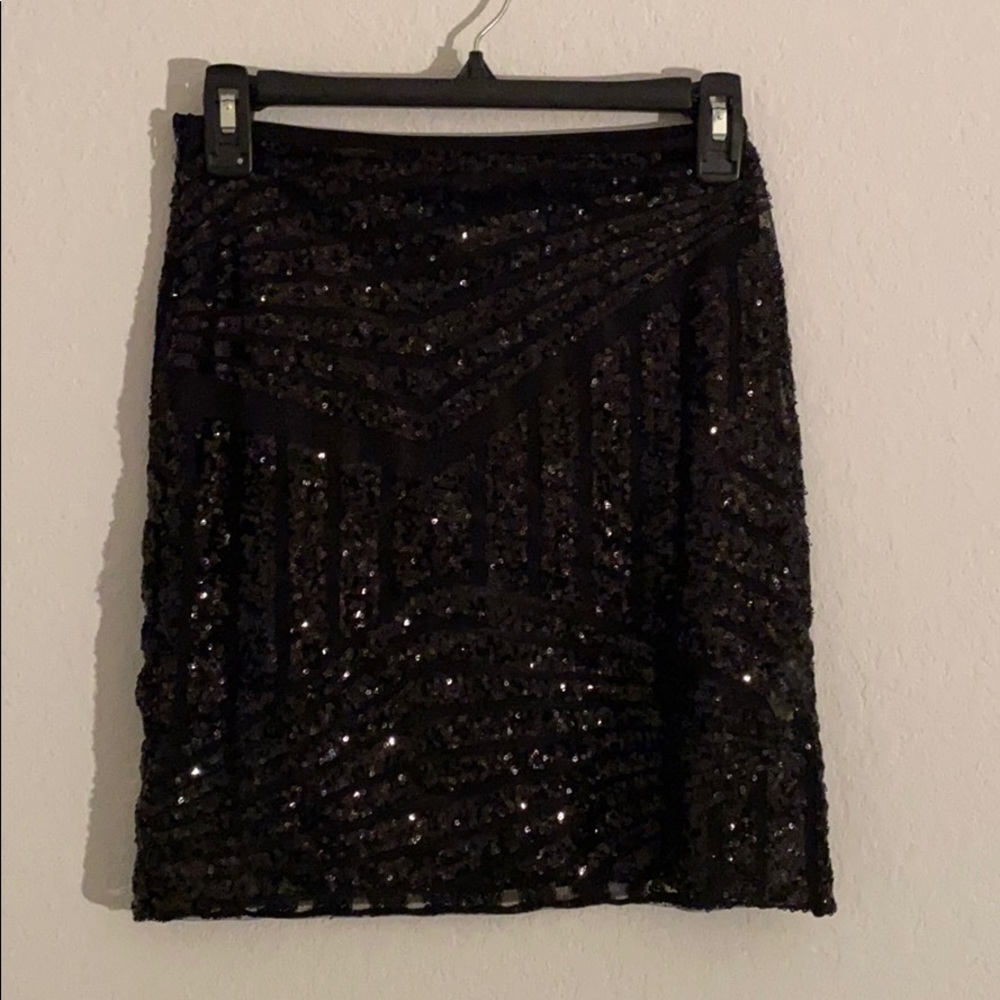 Black mini skirt